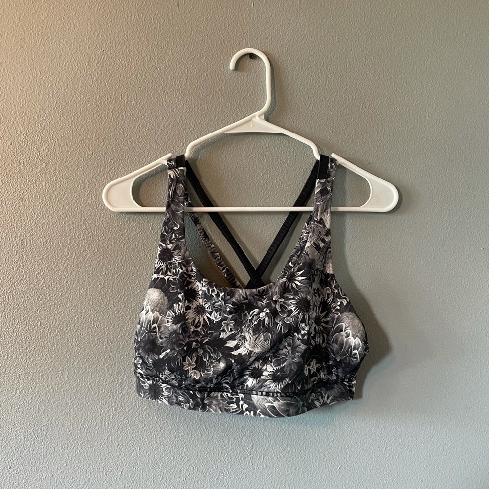 Lulu Lemon energy bra size 10